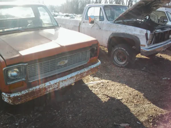 Paul's Auto Yard - photo 3