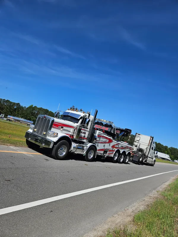 Soles Automotive Towing Inc - photo 3