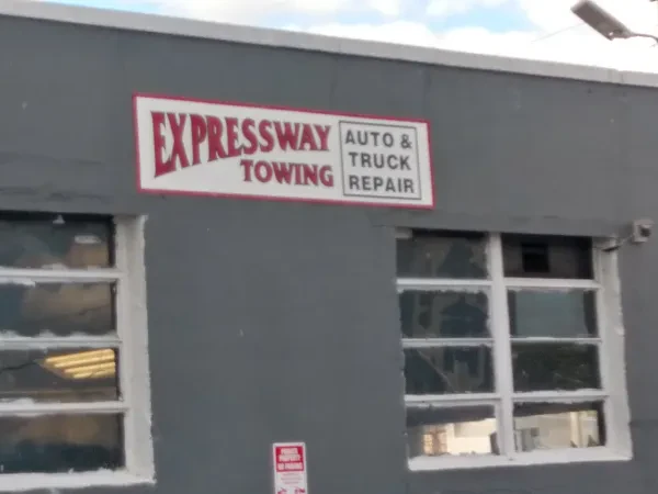 Expressway Towing - photo 4