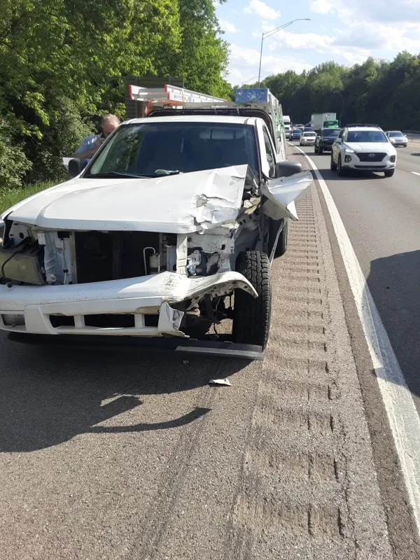 Floyd's Wrecker Services - photo 4
