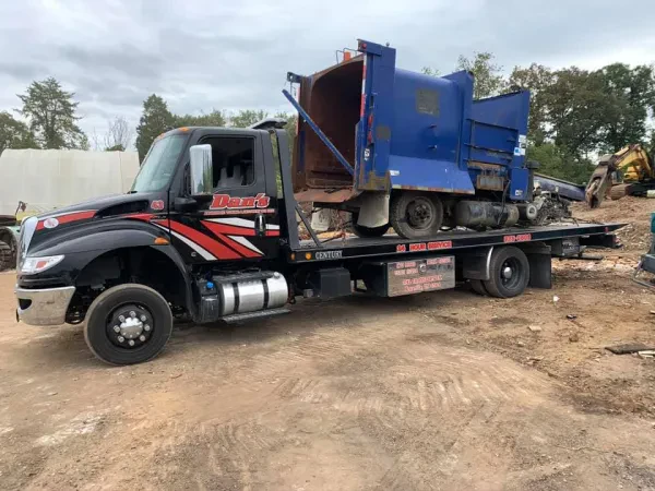 Dan's Advantage Towing & Recovery - photo 2