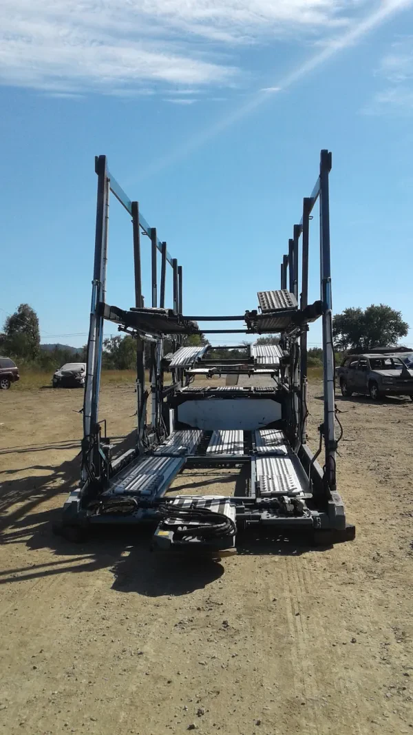 Manus Road Auto Salvage - photo 3