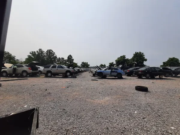 Pull-A-Part - photo 4