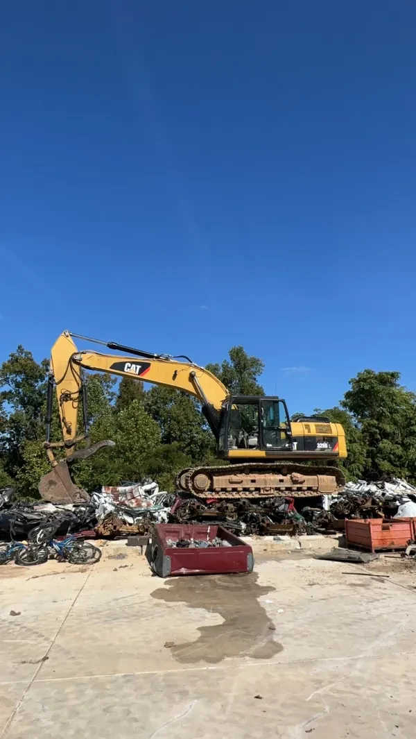 Smith's Truck Salvage - photo 4