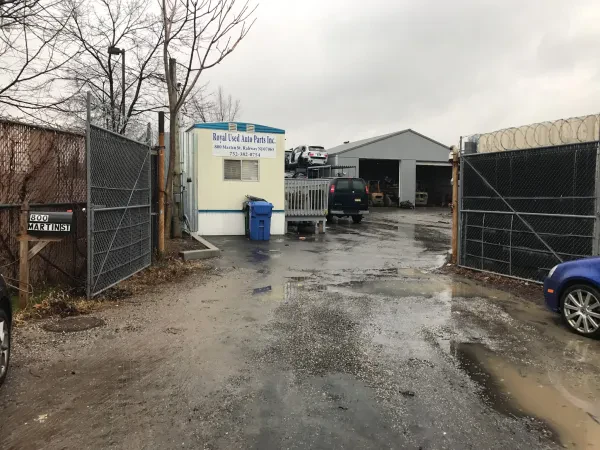 Royal Used Auto Parts - photo 2
