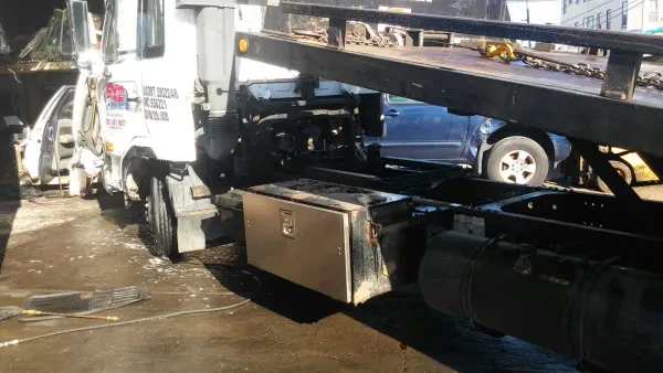 Sx2 Auto Center & Towing - photo 3