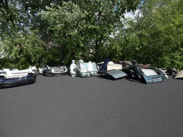 A&R Used Auto Parts - photo 2