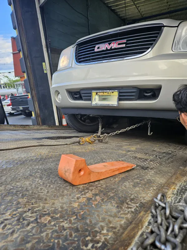J and F Towing - photo 4