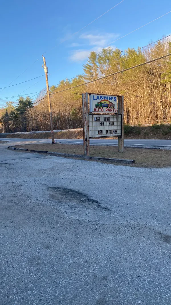 Lashin's Auto Sales & Salvage Yard - photo 2