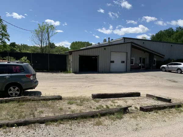 Lashin's Auto Sales & Salvage Yard - photo 4