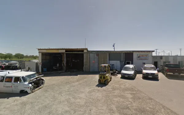 Viking Truck and Auto Dismantlers - photo 4