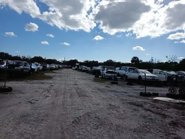 Quarno's Auto Salvage - photo 3