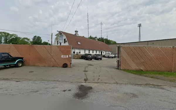 REDL'S AUTO PARTS - photo 3