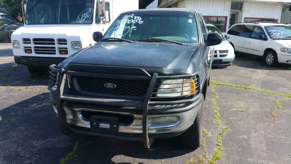 Youngstown Auto Wrecking - photo 3