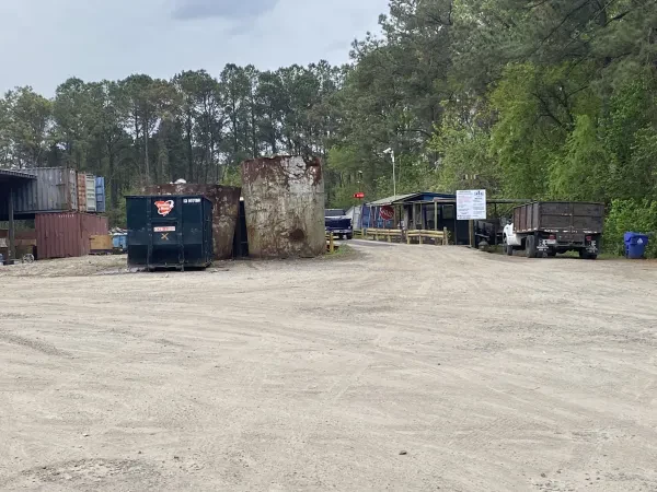 B & D Metal Recyclers - photo 2