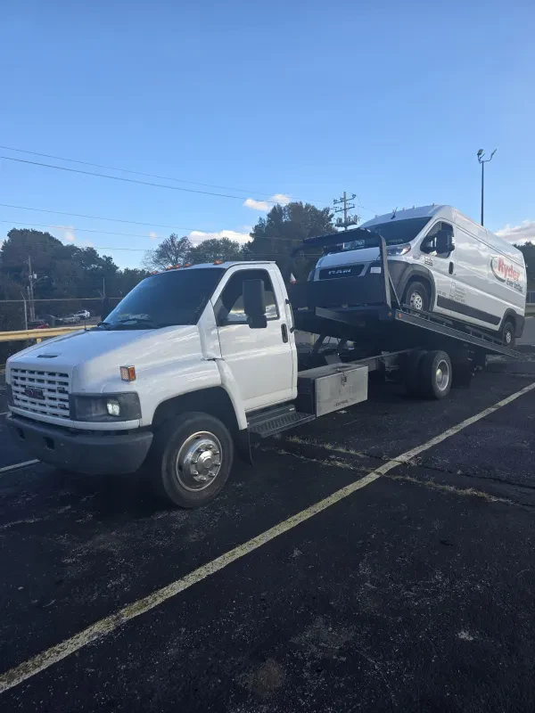 DMD's Towing - photo 2