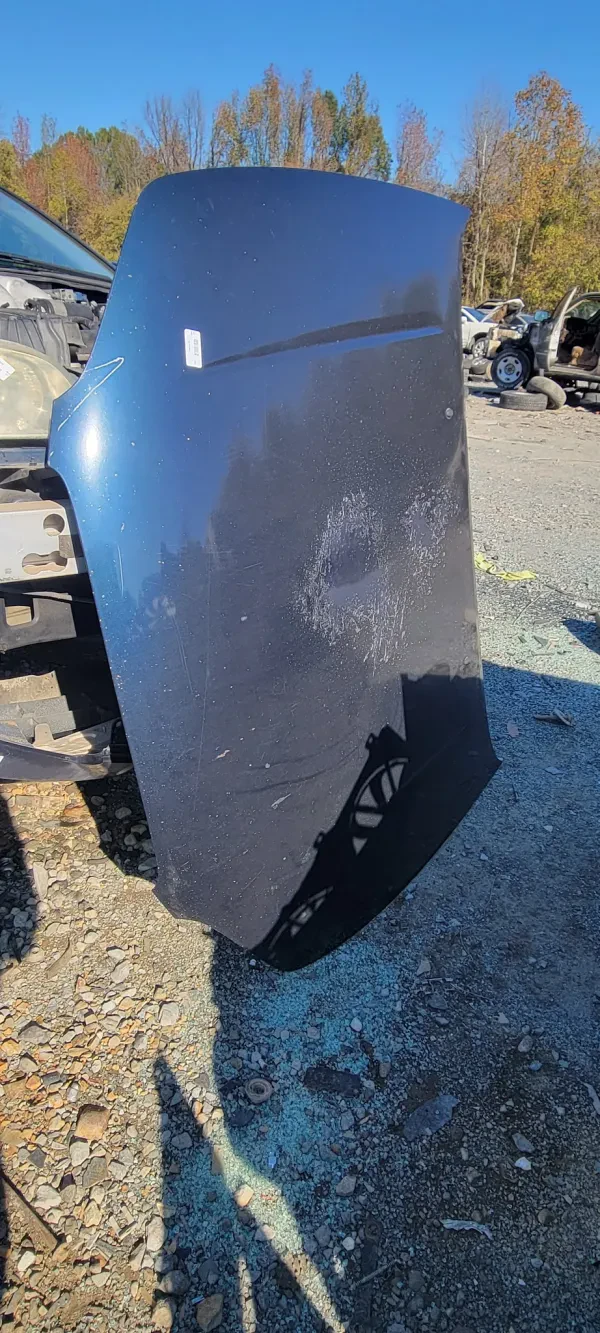 Lqk Auto Parts - photo 2