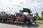Junk Car Girls