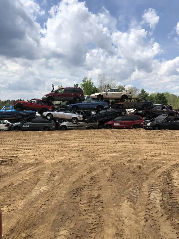 Cooley's Truck & Auto Wrecking - photo 2