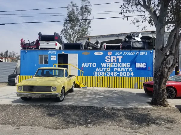 SRT AUTO WRECKING - photo 4