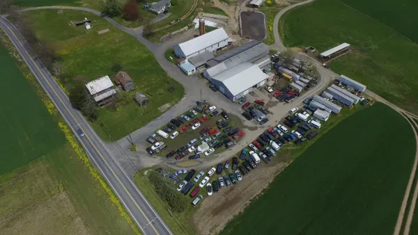 Bruce R Moore Auto Salvage - photo 3