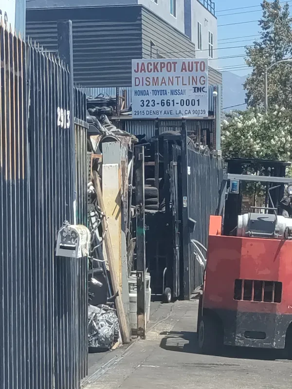 Jackpot Auto Dismantling - photo 3
