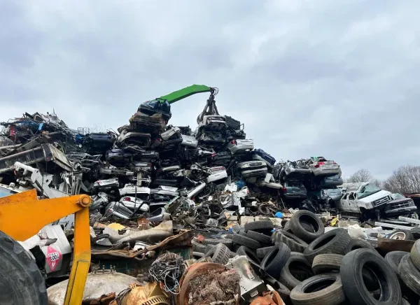 Roxbury Auto Wreckers - photo 2