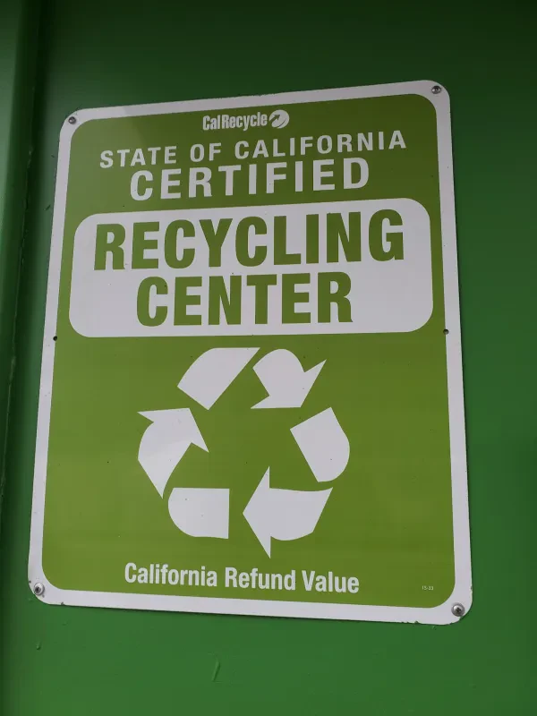Mendoza Recycling Center - photo 3