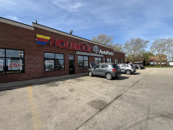 Holbrook Auto Parts 8 Mile & Van Dyke - photo 3