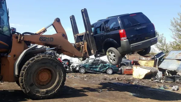 THE JUNK CAR KING ELIZABETH - photo 3