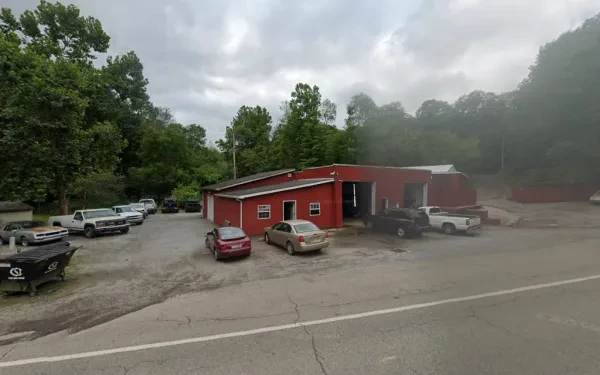 Millrock Auto Sales & Wrecking - photo 4