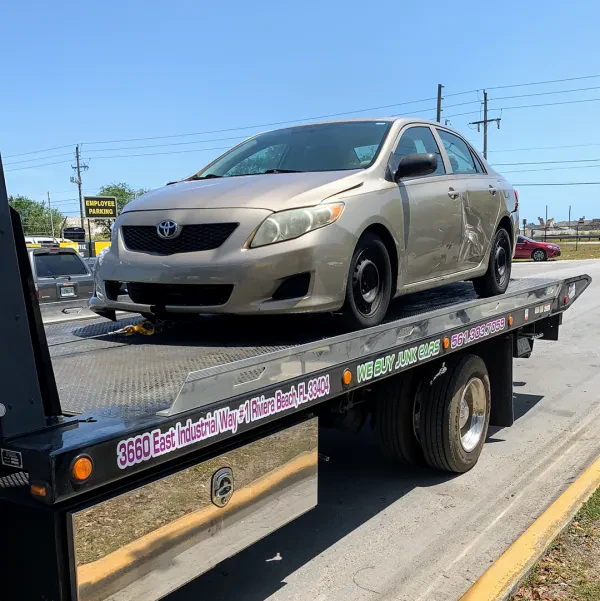 GG buy junk car and towing services - photo 4