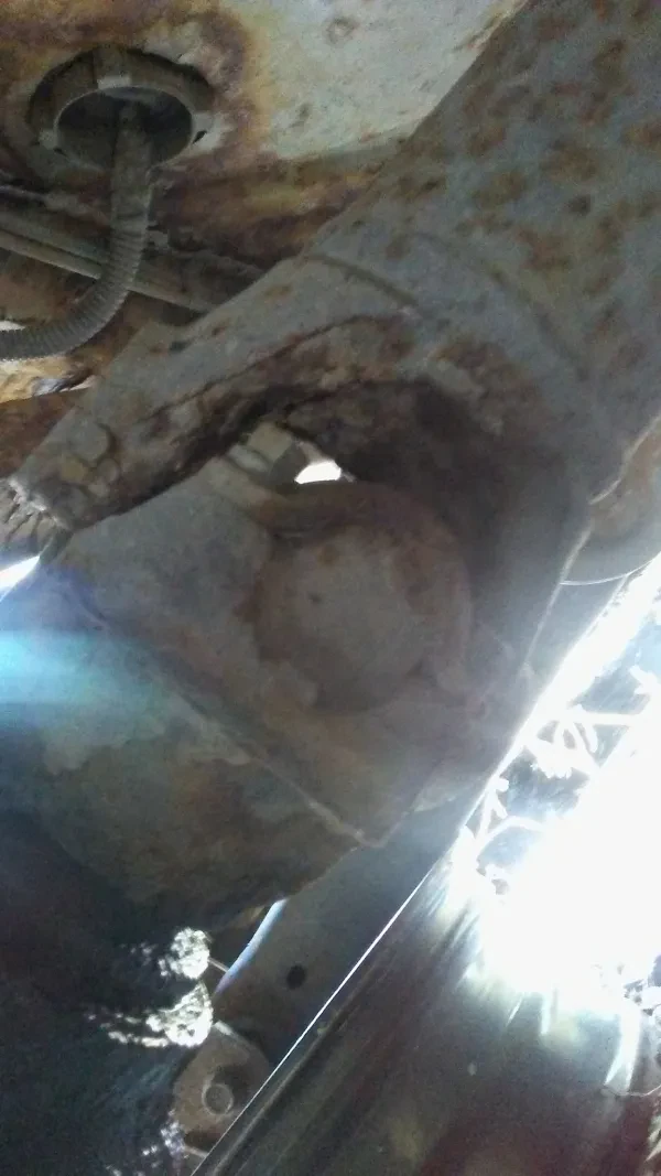 Hector's Used Auto Parts - photo 3