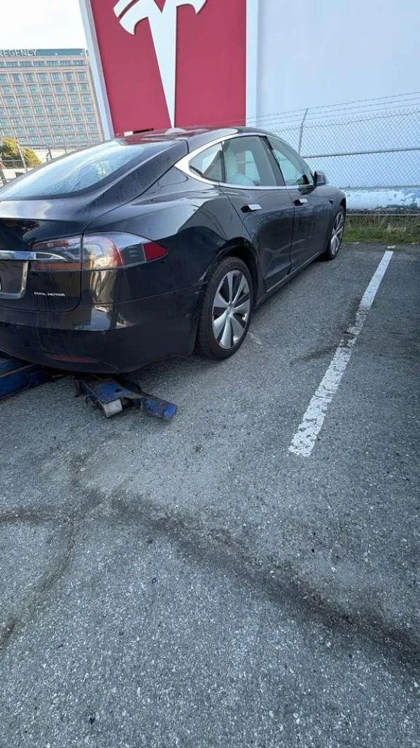 P&P Towing - photo 3