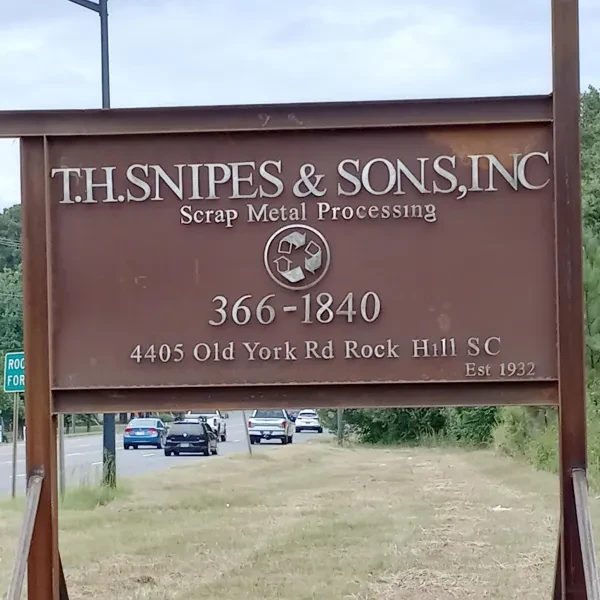 T H Snipes & Sons Inc - photo 3