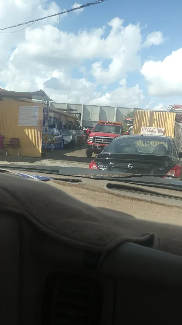 Papi's Auto Recycling - photo 3