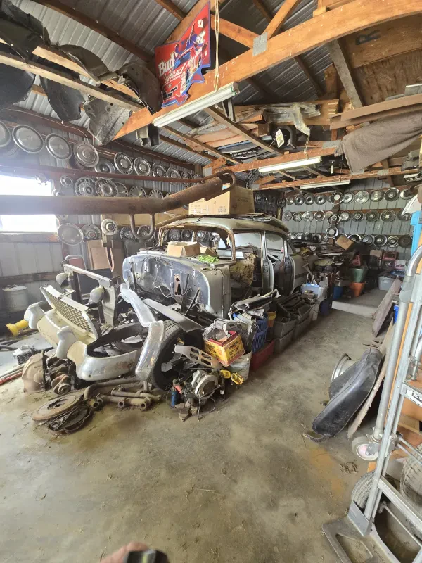 Lyon's Vintage Car Parts - photo 2