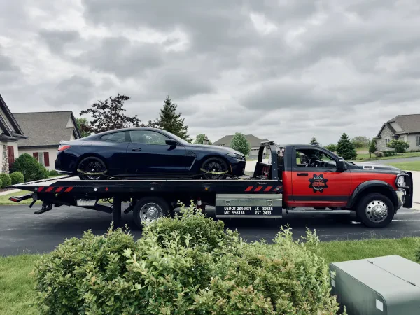 Kicos Towing LLC - photo 2