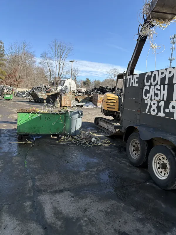 Middleboro Recycling Inc - photo 4