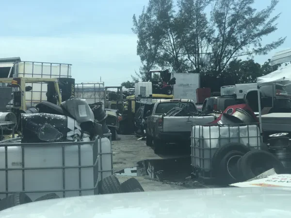 M & M Salvage & Used Auto Part - photo 2