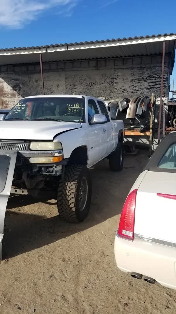 Kings Auto Parts - photo 2