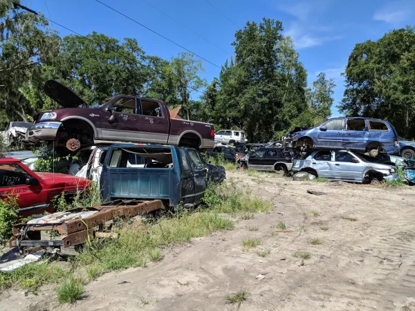 B & S Auto Salvage - photo 2