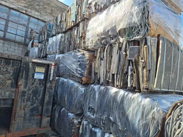 AZ Metal Recycling, Inc - photo 3