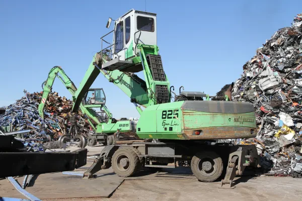 AZ Metal Recycling, Inc - photo 4