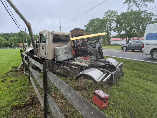 Gray's Towing Service - photo 2