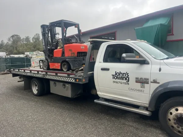 John's Towing - photo 2