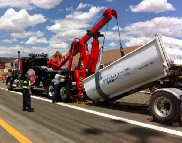 Milne Towing Services - photo 3
