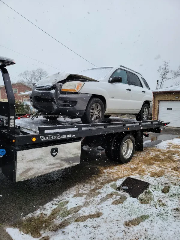 A E C Towing and Recovery - photo 4