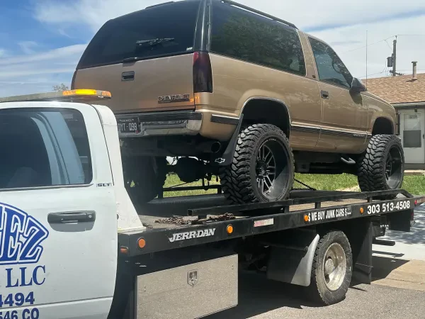 Pollo's Towing LLC - photo 4