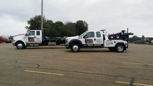Cruz 24HR Towing - photo 4